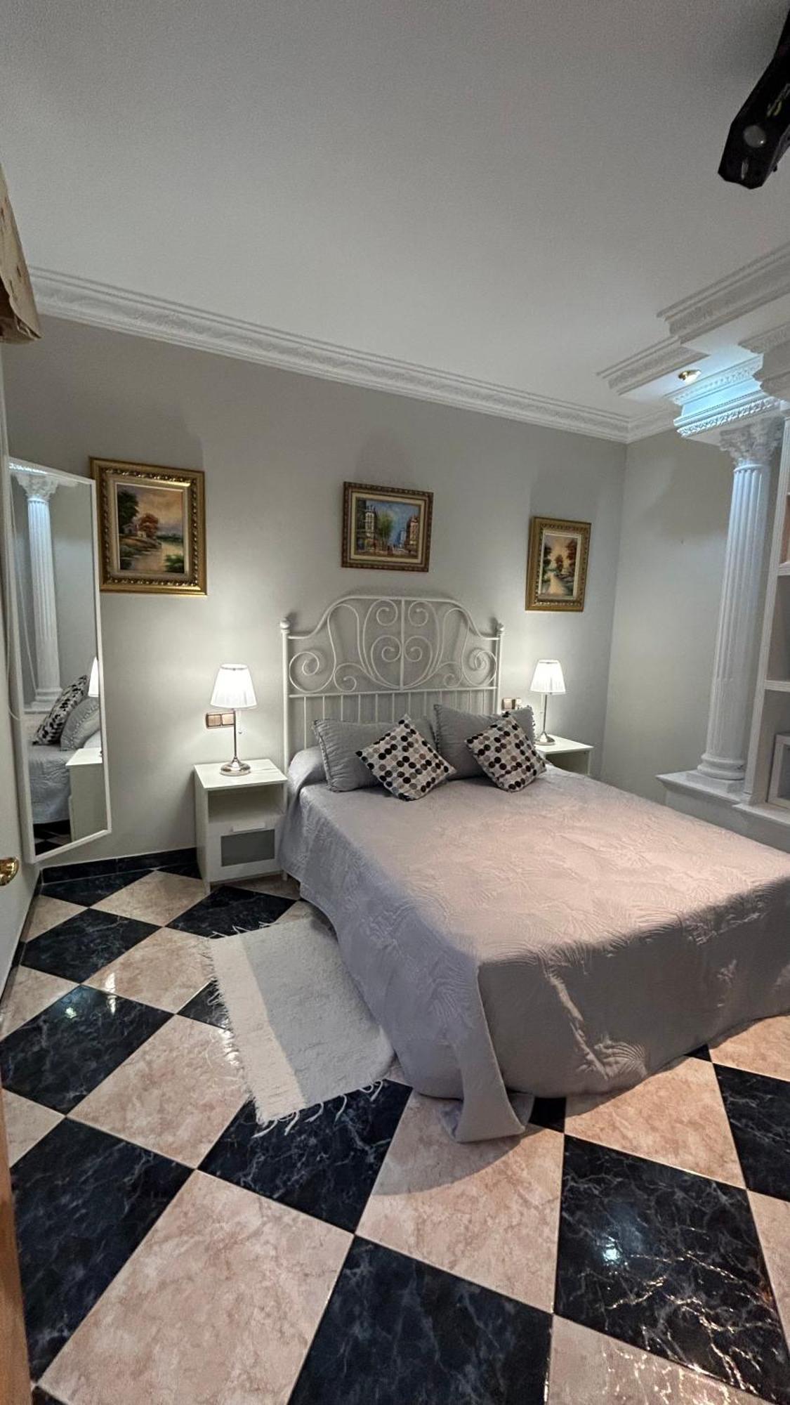 Piso En Malaga Arenas Apartment Ngoại thất bức ảnh